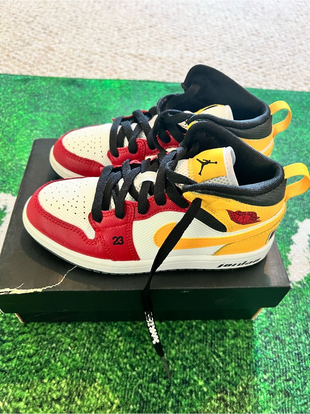 Kids Nike Jordan 1 High-Top Sneakers in Yellow, Red & White Size 13.5C - Picture 2 of 9